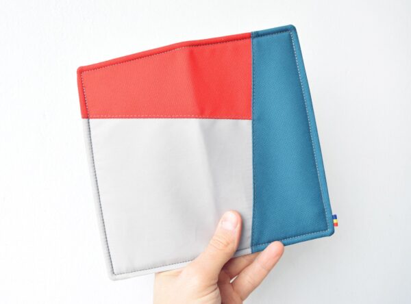 Portofel bifold, upcycled, pentru buletin, in trei culori, Roșu, Teal & Gri - imagine 2