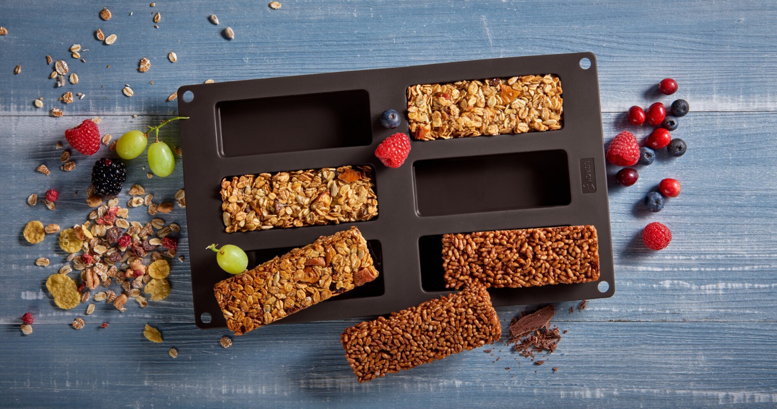 Forma LURCH FlexiForm pentru 6 batoane de cereale, 30 x 17,5 cm, culoare maro | Domestika.ro