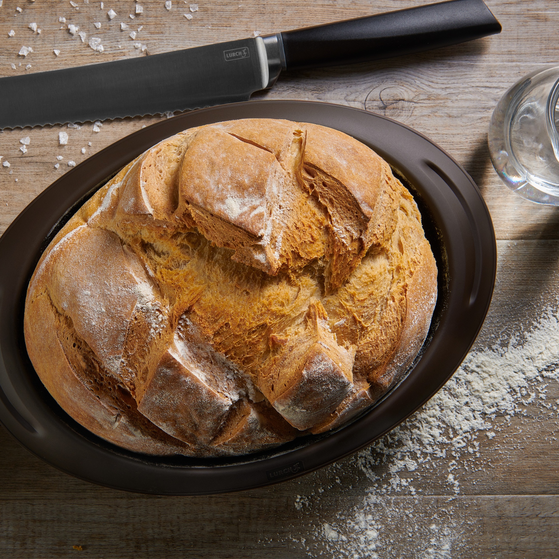 Forma ovala LURCH FlexiForm 24x18 cm din silicon platinat premium, culoare maro | Domestika.ro