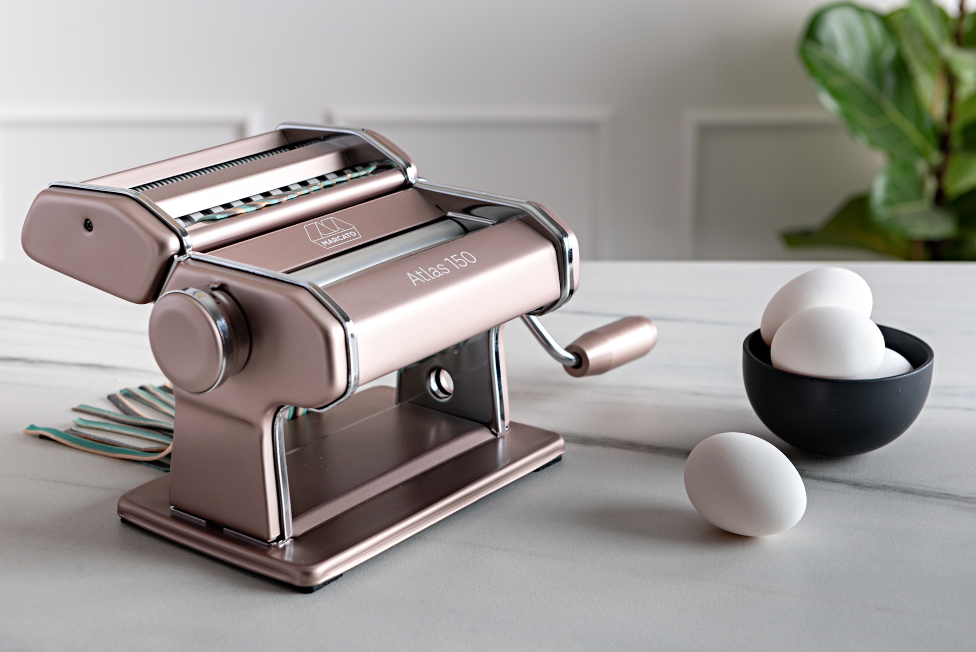 Set Cadou Marcato ATLAS POWDER PINK PLUS + PASTAWHEEL | Domestika.ro